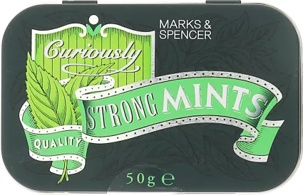 Przejdź do produktu Marks & Spencer Curiously Strong Mints Tin 50g