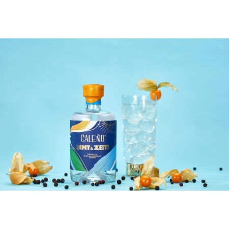 Caleno Light &amp; Zesty Tropical Non-Alcoholic Gin Alternative 50cl 4.jpg