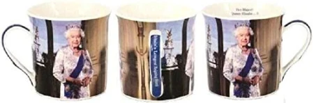 Queen Elizabeth II Mug Souvenir Gift John Swannell Official Portrait  4.jpg