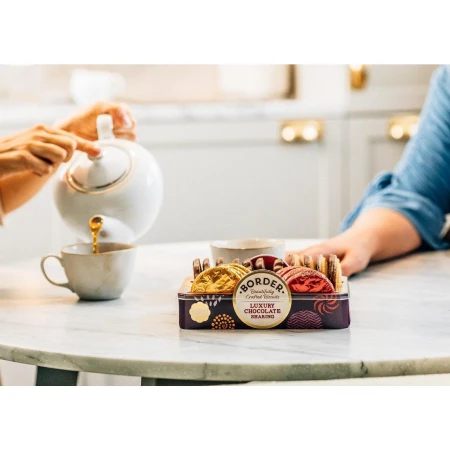 Border Biscuits Luxury Chocolate Sharing Pack 365g 3.jpg