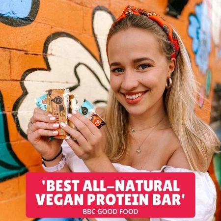 Vive Vegan Chocolate Protein Bars- Salted Caramel 49g 4.jpg