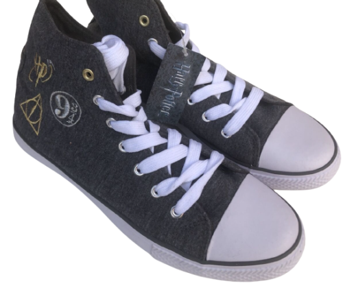 Przejdź do produktu HARRY POTTER Hi Top Trainers Grey UK Size 4 EUR 37 DOSTĘPNA 1 PARA 