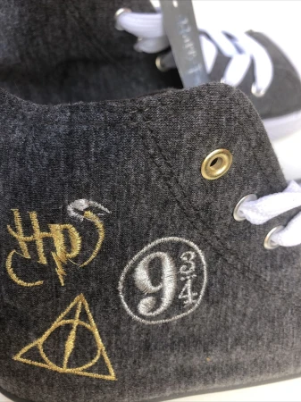 Harry Potter Trainers 4.png