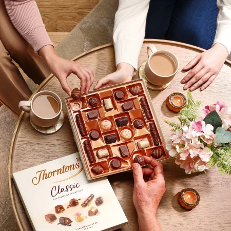 Thorntons Classic Collection 262g 3.jpg