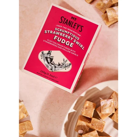 Mr Stanley's Strawberries &amp; Cream Fudge 150g 5.jpg