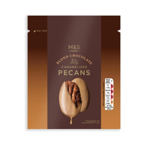 Przejdź do produktu Marks & Spencer Blond Chocolate Caramelised Pecans 100g