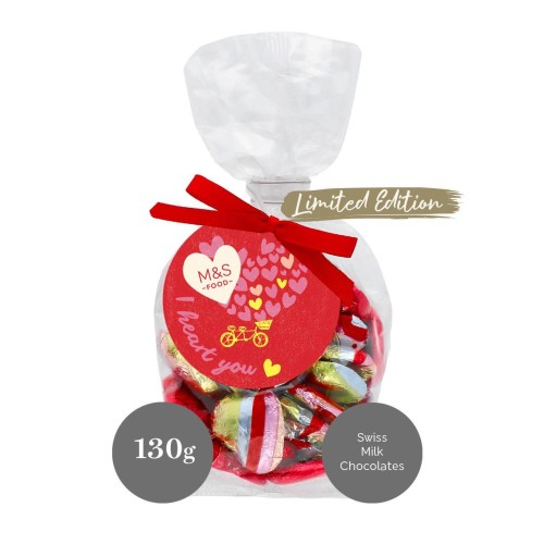 Przejdź do produktu Marks & Spencer I Heart You Solid Swiss Milk Chocolate Hearts 130g