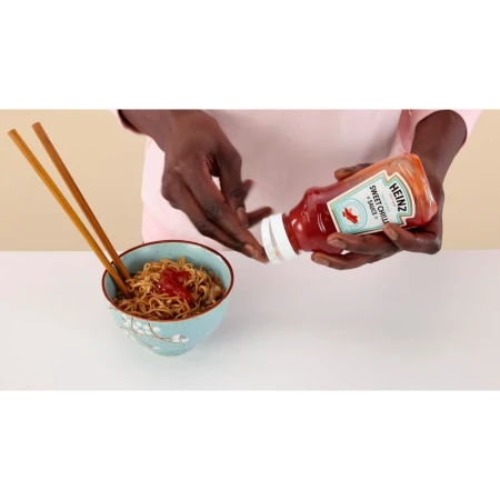 Heinz Sweet Chilli Sauce 400ml 2.jpg