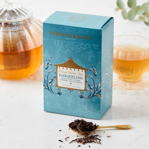 Przejdź do produktu Fortnum & Mason Darjeeling FTGFOP Loose Leaf Tea Carton Box 170g 