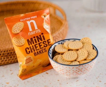 Nairn's Gluten Free Mini Cheese Bakes 45g 2.webp
