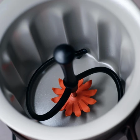 Hotel Chocolate Drinking Chocolate Velvetiser System with Podcup, Podglass & 10 Drinking Chocolate Single-Serves  4.jpg