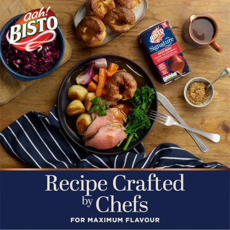 Bisto Signature Rich Beef Ready to Use Gravy 500ml 3.webp