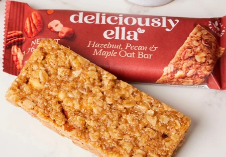Deliciously Ella Hazelnut, Pecan & Maple Oat Bar Multipack 5.jpg