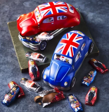 Marks & Spencer Push Along Tin Car with Chocolates 69g 2.webp