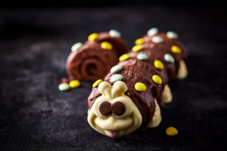 Marks & Spencer Colin The Caterpillar Chocolate Sponge Cake 625g 2.webp