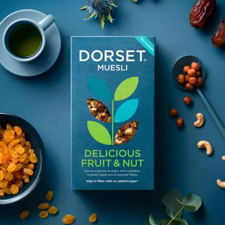 Dorset Cereals Delicious Fruit & Nut Muesli 500g 2.jpg