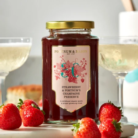 Fortnum & Mason Strawberry & Champagne Preserve 340g.webp