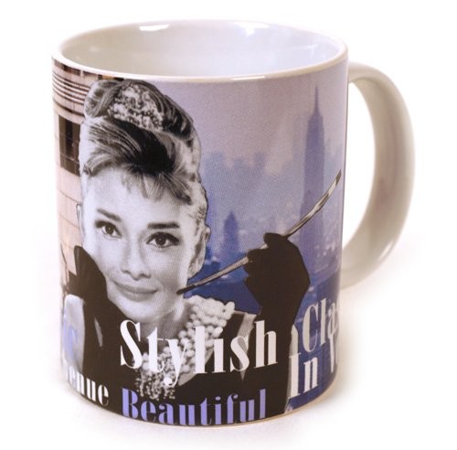 Przejdź do produktu Audrey Hepburn Mug Breakfast At Tiffany's Gift Boxed