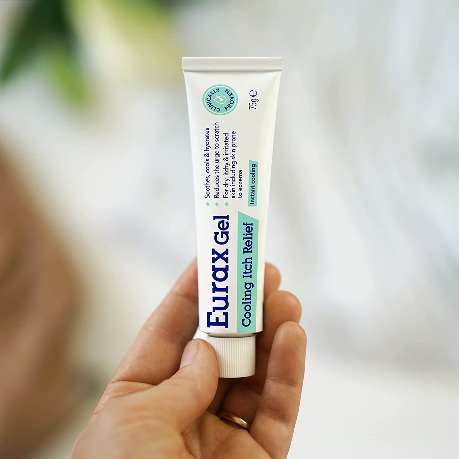 Eurax Cooling Itch Relief Gel 75g 3.jpg