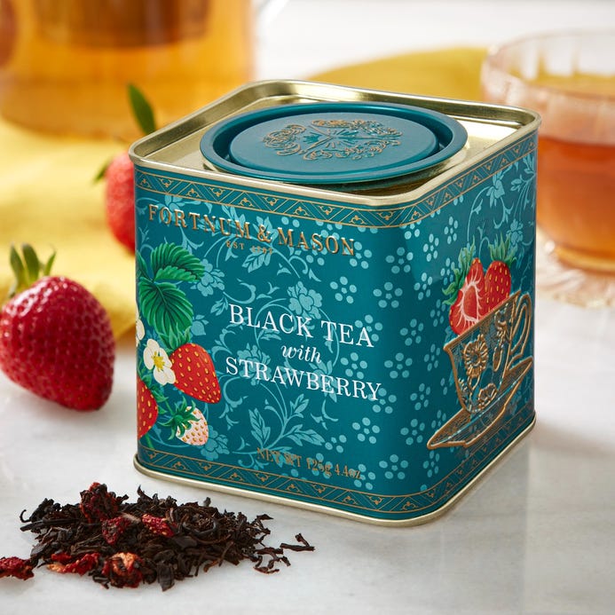 Fortnum &amp; Mason Black Tea with Strawberry, Loose Leaf Tin 125g 5.jpg