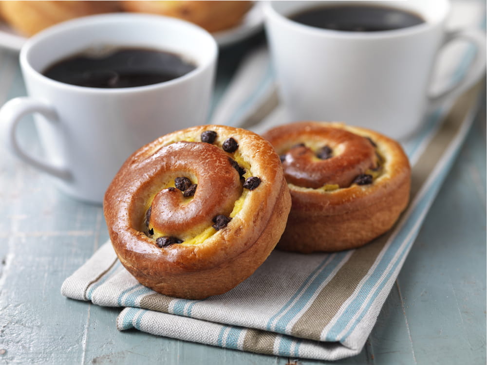 St Pierre Choc Chip Brioche Swirls 6 per pack 4.jpg