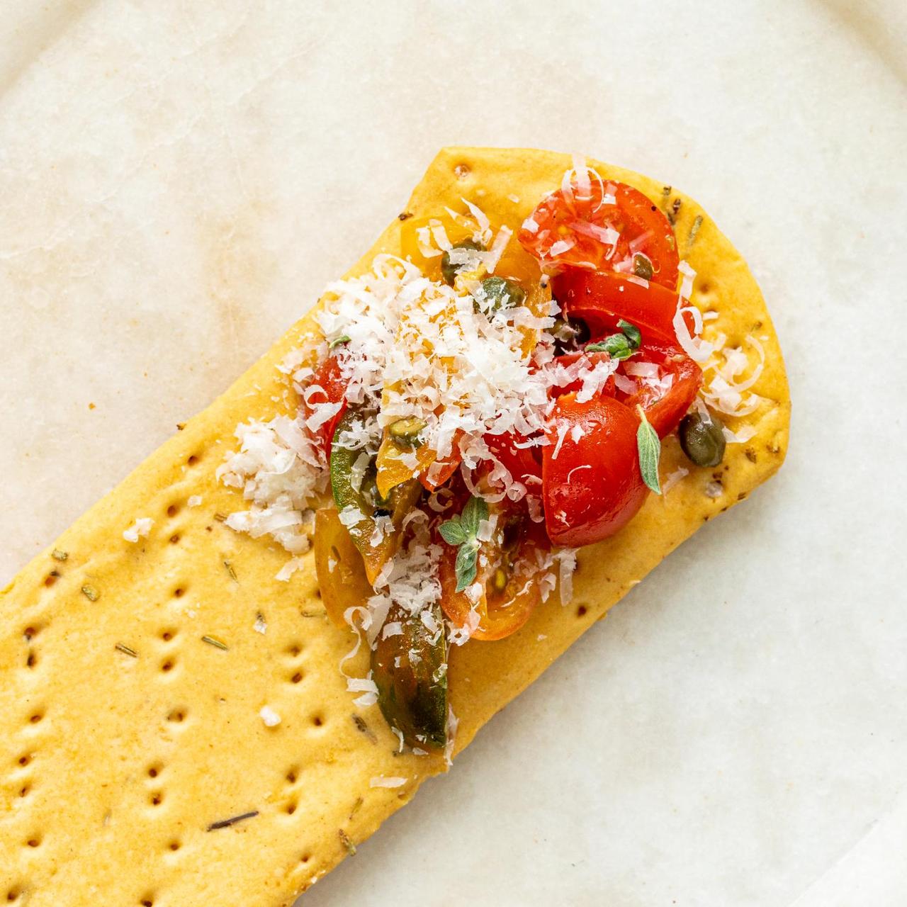 Crosta &amp; Mollica Rosemary Linguette Flatbreads 150g 2.jpg