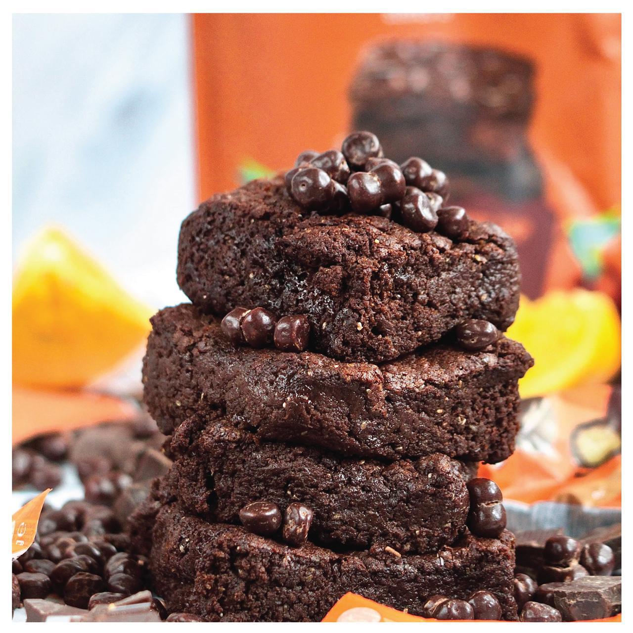 Creative Nature Chia &amp; Cacao Choc Chip Brownie Baking Mix 250g 3.jpg