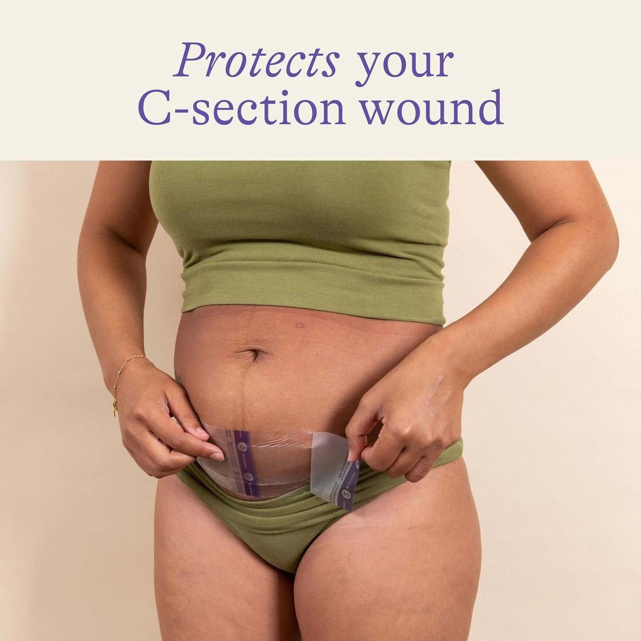 Lansinoh C-Section Hydrogel Pads 2 per pack 2.jpg