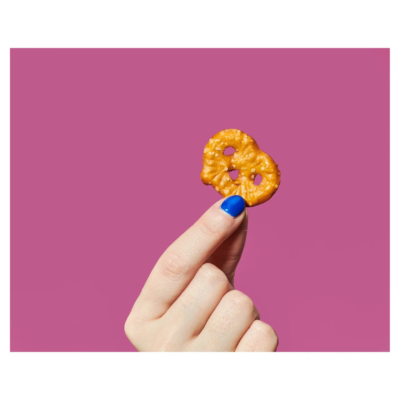 Olly's Pretzel Thins - Original Salted 2.webp