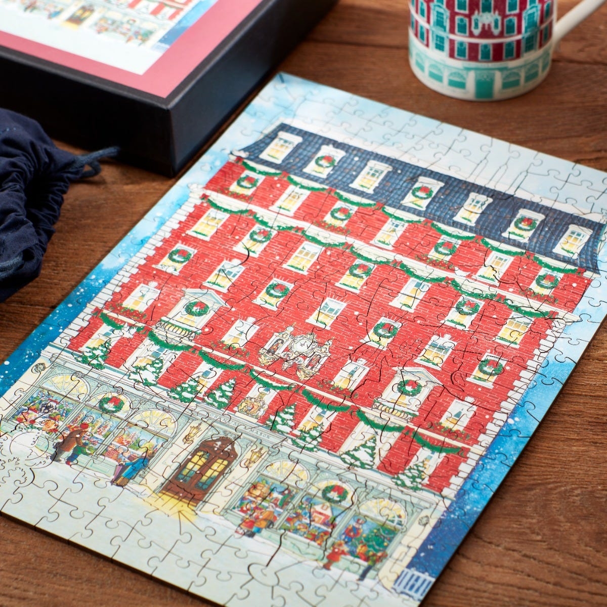 Fortnum & Mason Piccadilly House Christmas Jigsaw Puzzle 250 Pieces 2.jpg