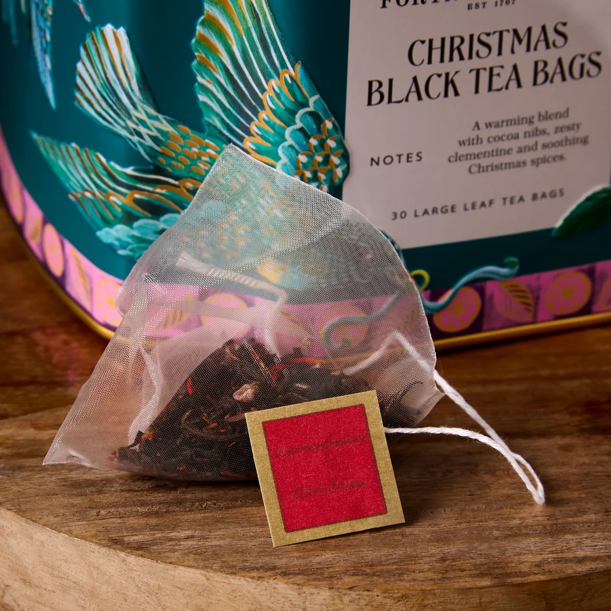 Fortnum & Mason Christmas Black Tea Tin, 30 Silky Tea Bags, 75g 2.webp