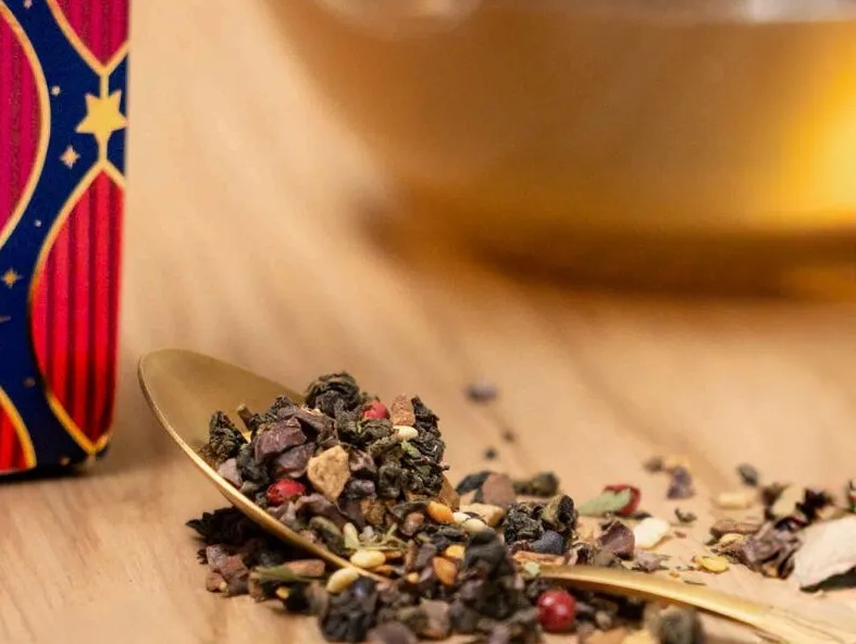 Whittard Christmas Ginger Snap Oolong Chai Loose Tea 3.webp