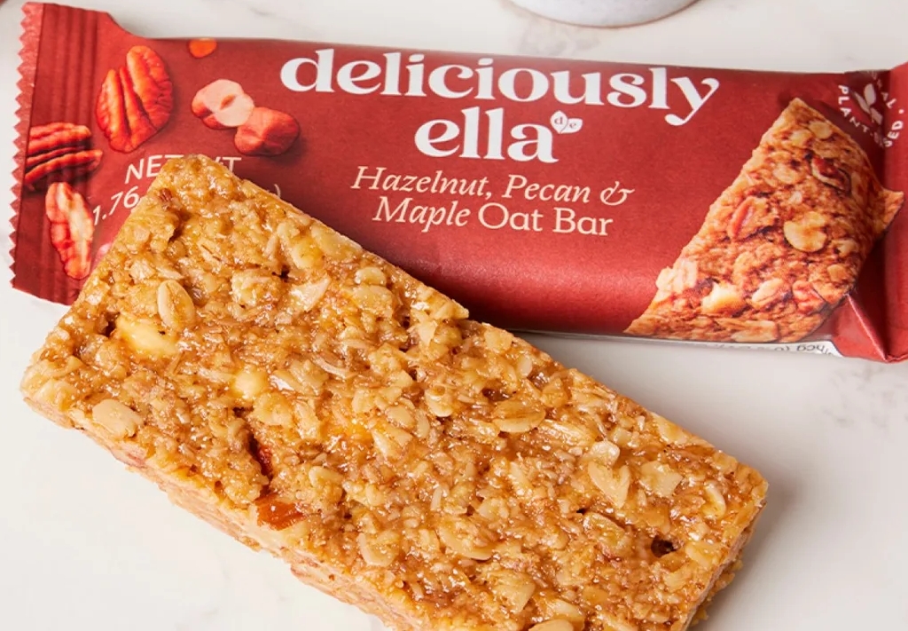 Deliciously Ella Hazelnut, Pecan & Maple Oat Bar Multipack 5.jpg
