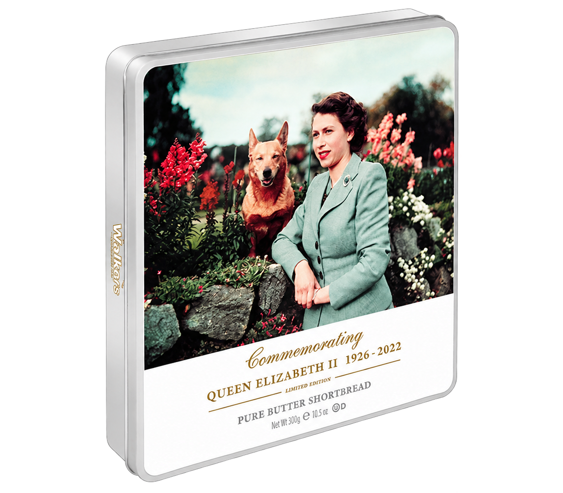 Queen Elizabeth II shortbread tin-2.png