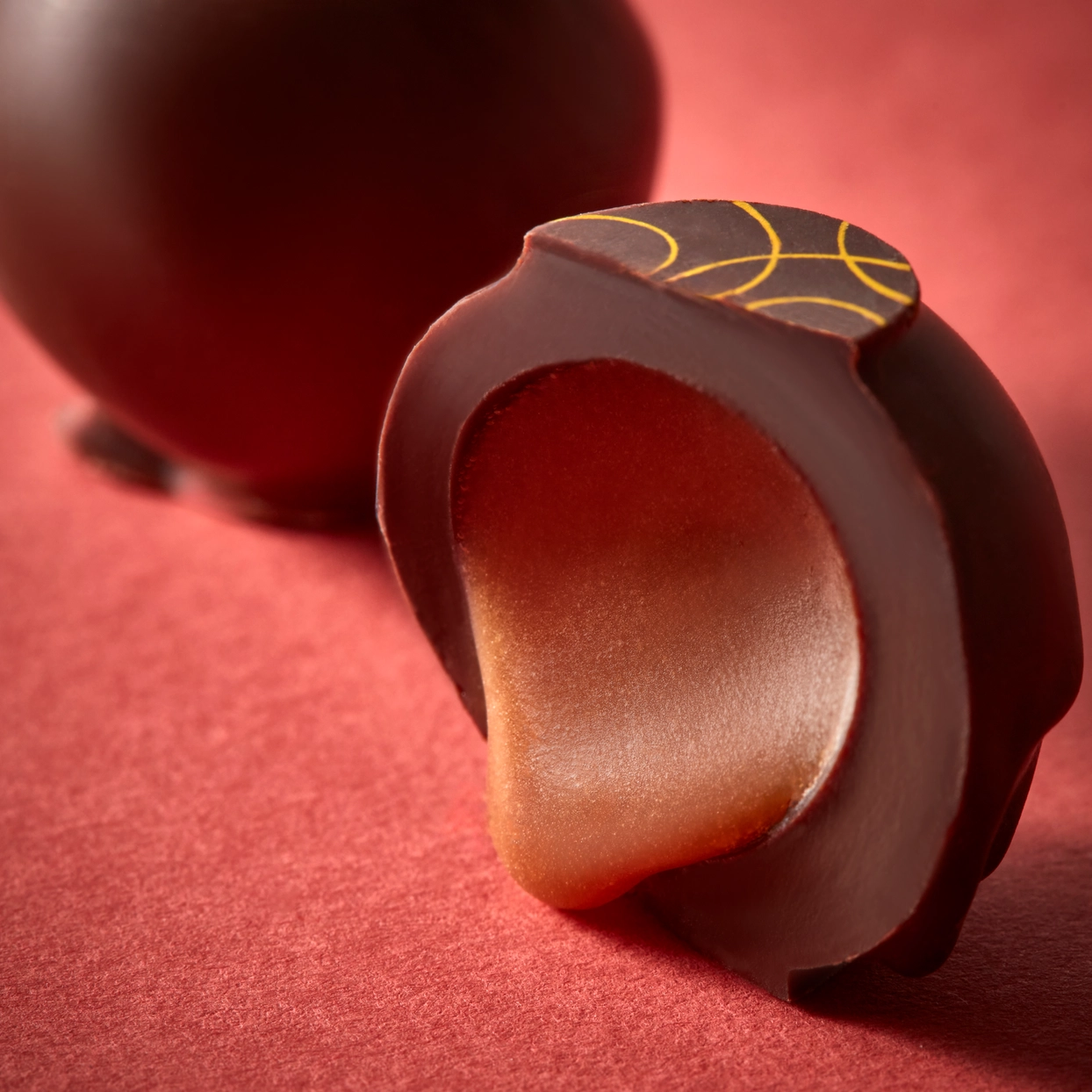 Fortnum & Mason Two Milk & Dark Salted Caramel Truffles Ballotin, 24g.webp
